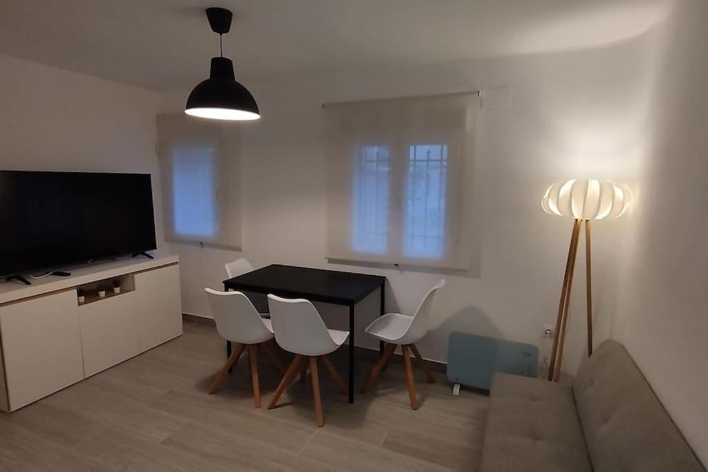 Apartamento Moderno A 1Km De Granada Exterior photo